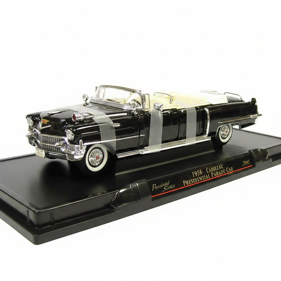 31260R Car Ford Mustang 1967 GT Scale 1:24 (Special Edition)