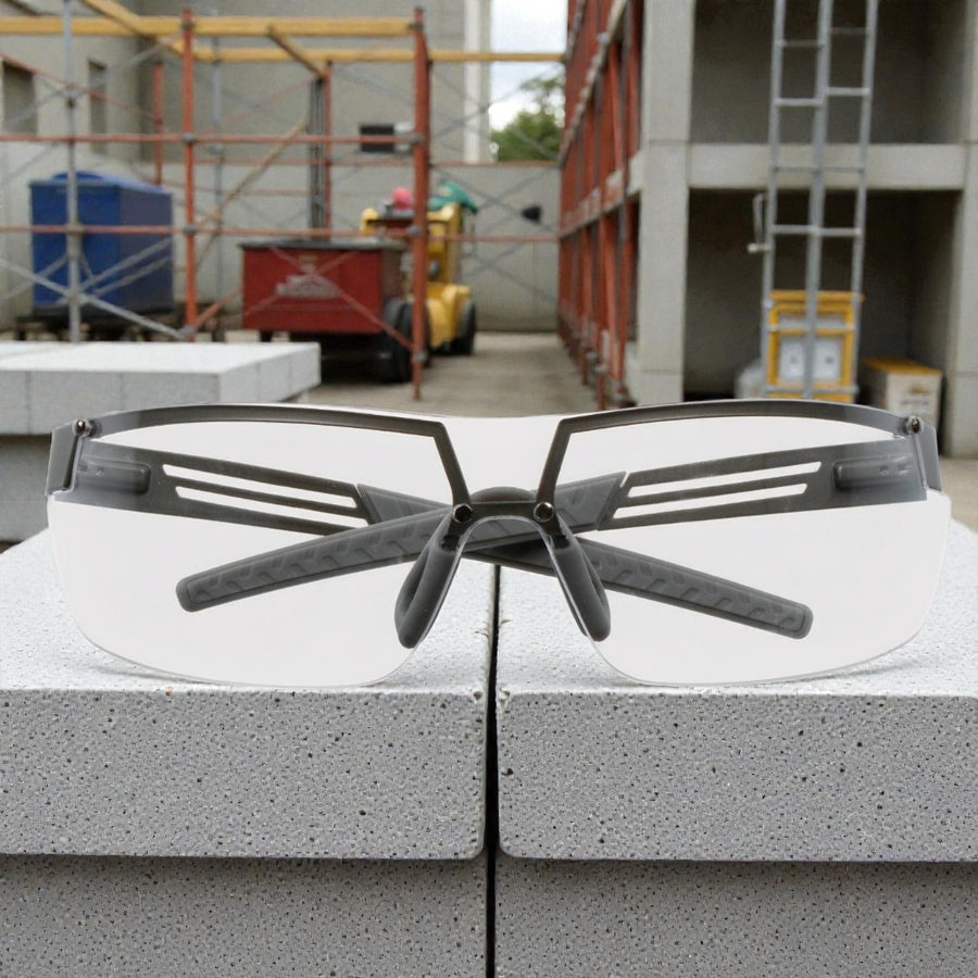 Guard 100 Safety Glasses UV Protection Clear