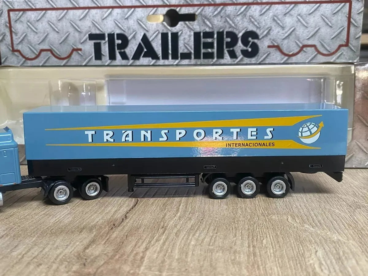 Tráiler Ford LTL 9000 Escala 1:87 (Modelo Descontinuado)
