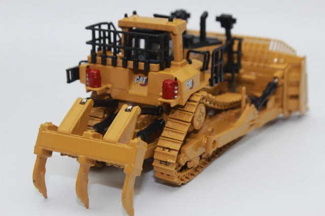 D11 Crawler Tractor 1:87 Scale