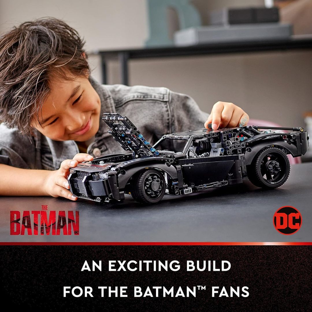 LEGO Technic Batmobile (1360 Piezas)