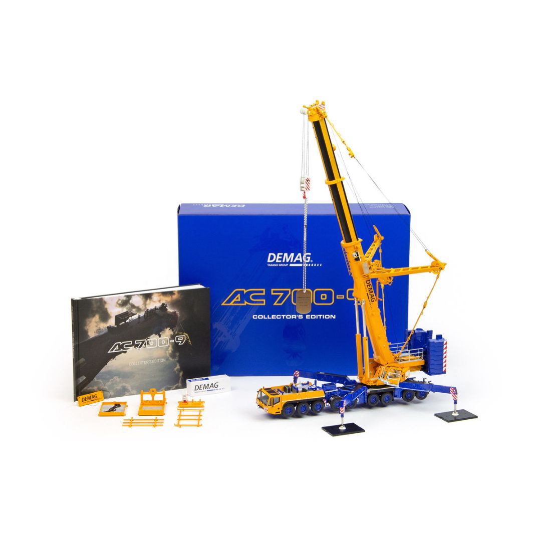 Grúa Hidráulica Móvil Demag AC700-9 Escala 1:50 (Modelo Descontinuado) (Edición Especial)