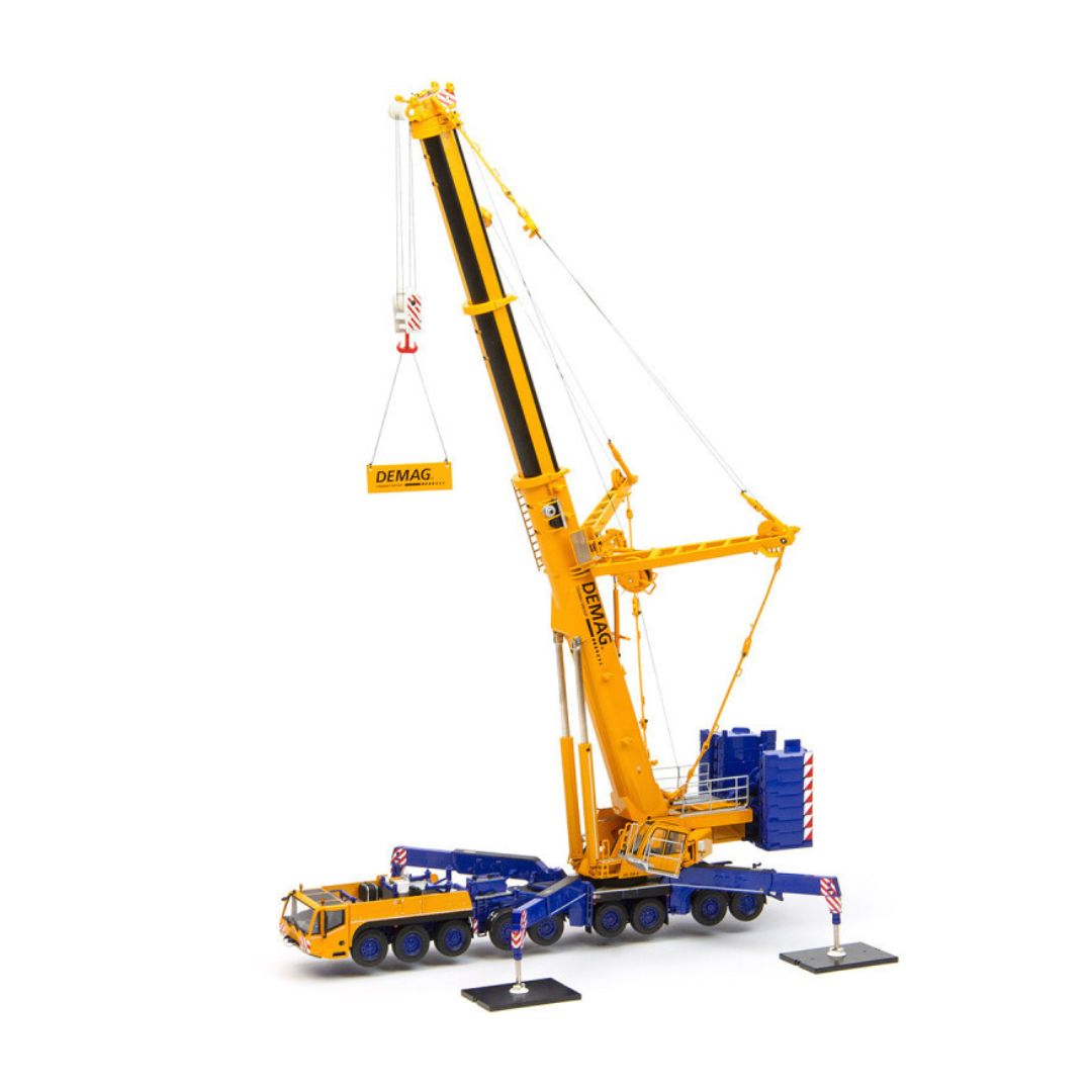 Grúa Hidráulica Móvil Demag AC700-9 Escala 1:50 (Modelo Descontinuado) (Edición Especial)