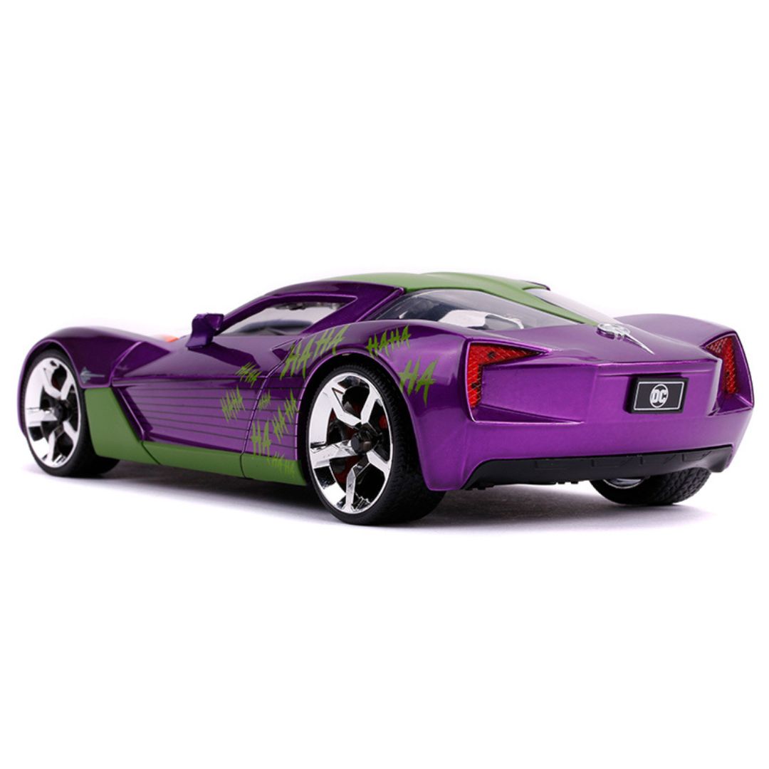 Auto Corvette Stingray Año 2009 & El Jocker Escala 1:24