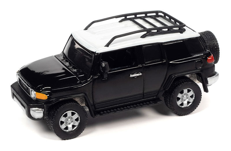 Auto Toyota FJ Cruiser Año 2007 Escala 1:64 (Modelo Descontinuado)