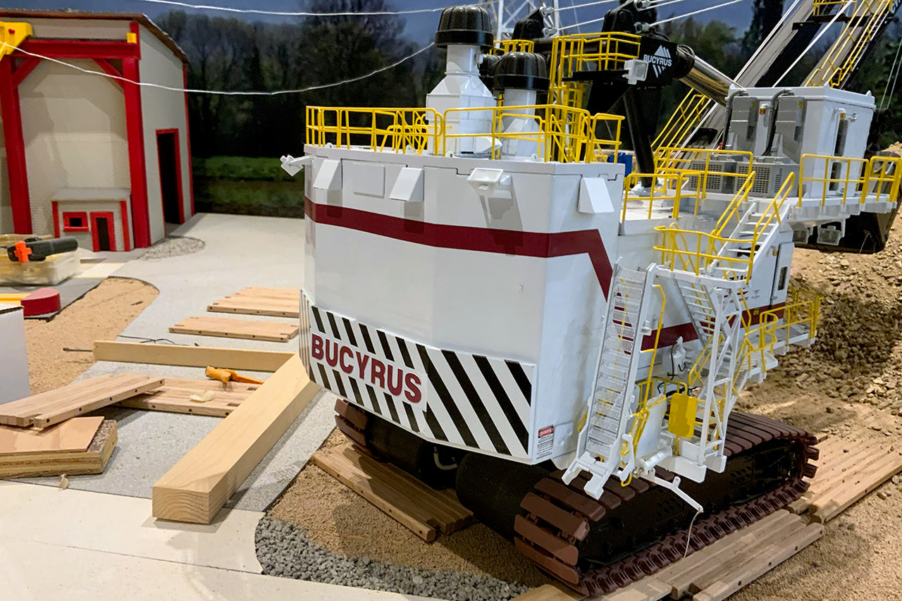 Pala Minera Bucyrus 495HR Escala 1:50 A Control Remoto (Modelo Descontinuado)