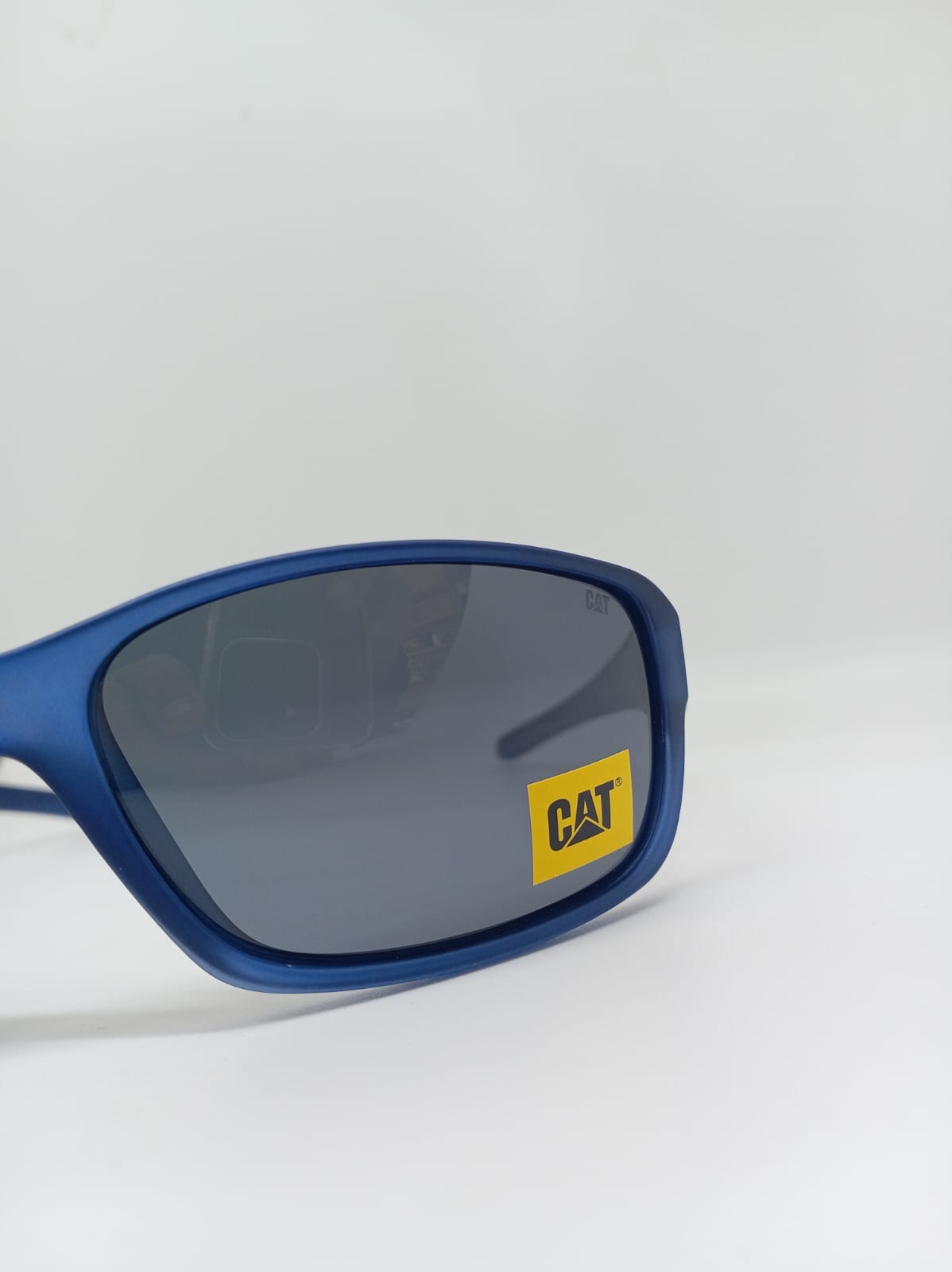 Lentes De Sol Caterpillar Versión Americana CTS SENSOR 110P Lunas Negras Polarizadas