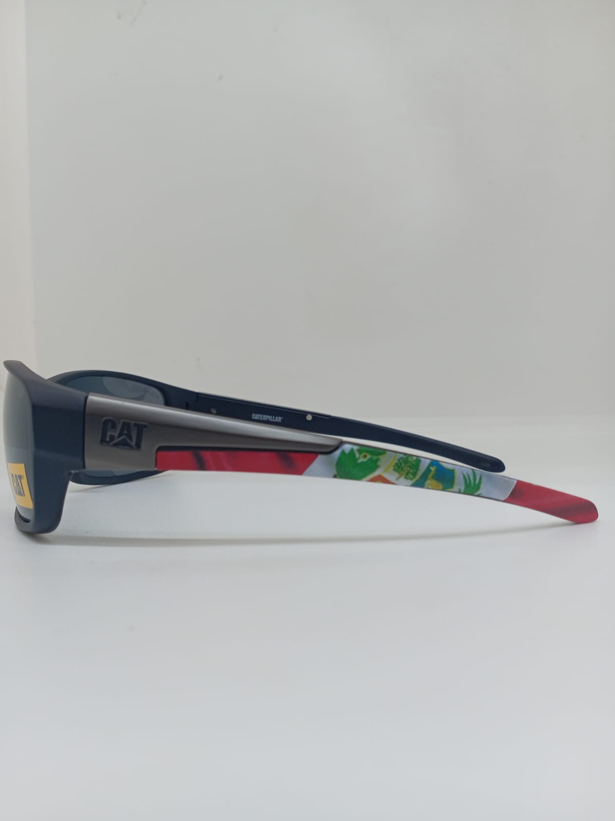 Lentes De Sol Caterpillar Versión Perú CTS SENSOR 187P Lunas Negras Polarizadas