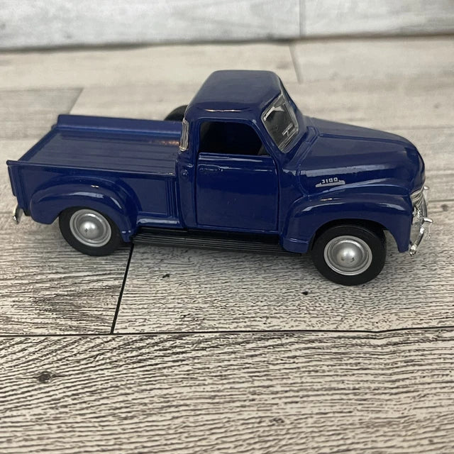 Auto Chevrolet 3100 Pickup Año 1953 Escala 1:36 (Modelo Descontinuado)