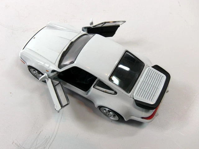 Auto Porsche 964 Turbo Escala 1:36 (Modelo Descontinuado)