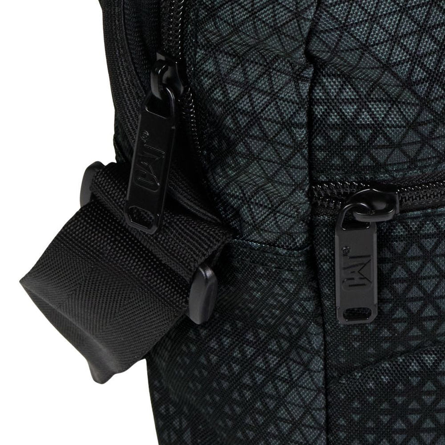 Morral Caterpillar Ryan Shoulder