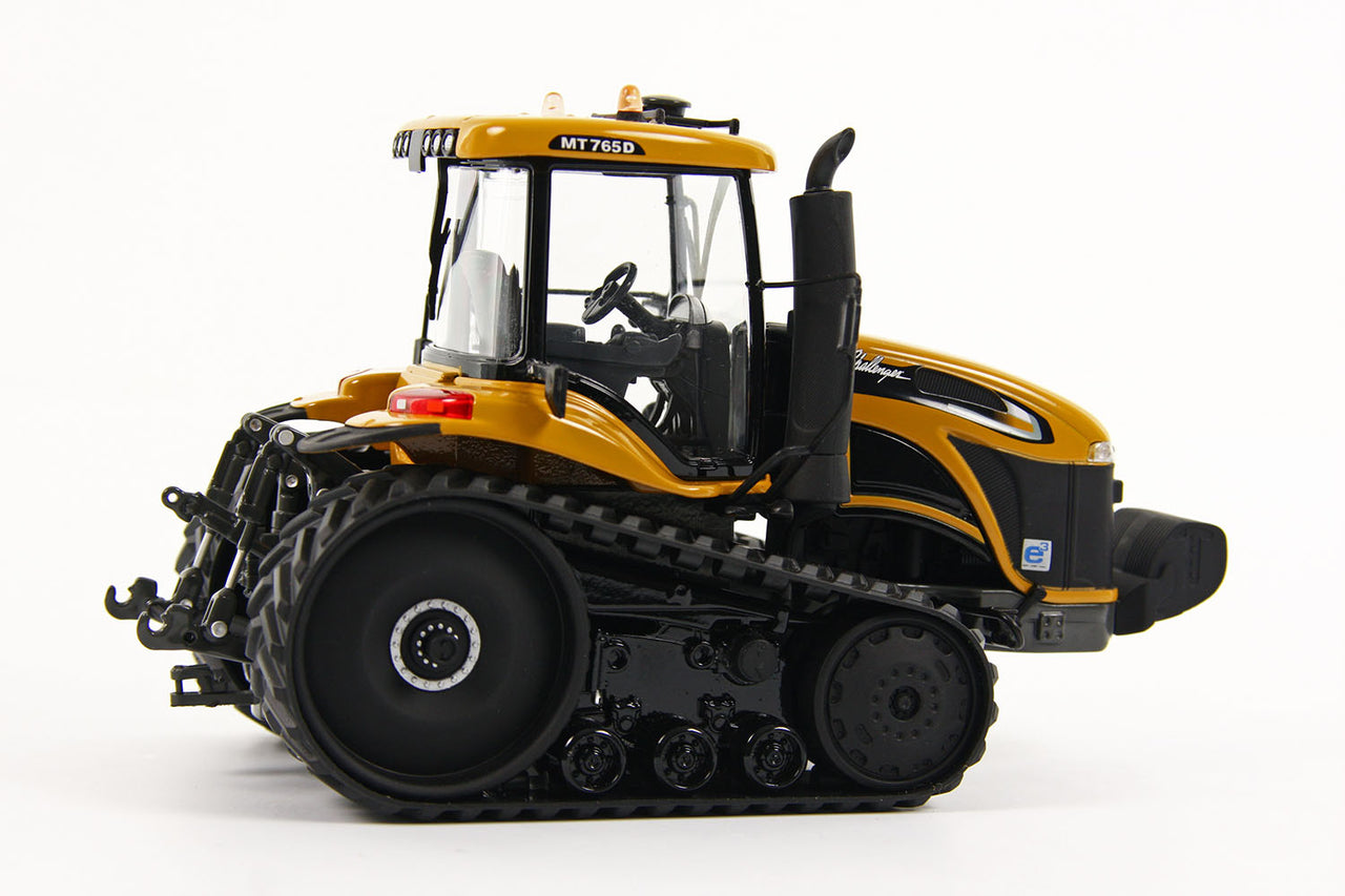 Tractor Agrícola De Orugas Agco Challenger MT765D Escala 1:32 (Modelo Descontinuado)