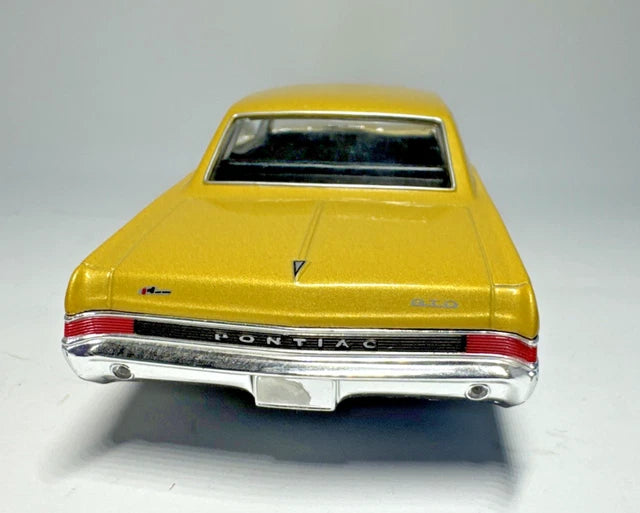 Auto Pontiac GTO Año 1965 Escala 1:36 (Modelo Descontinuado)