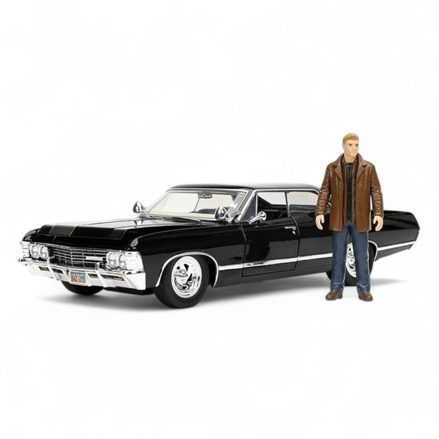 Auto Chevrolet Impala SS Año 1967 & Dean Winchester Escala 1:24 - KATZER