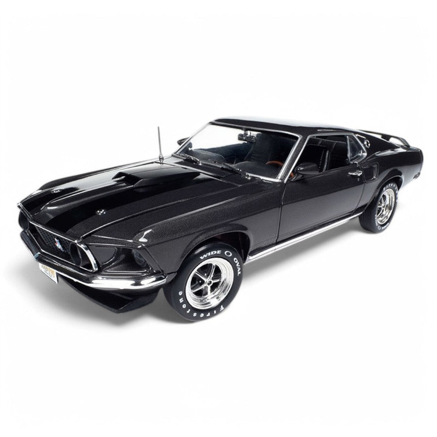 Auto Ford Mustang Año 1969 John Wick (2014) Escala 1:18 - KATZER