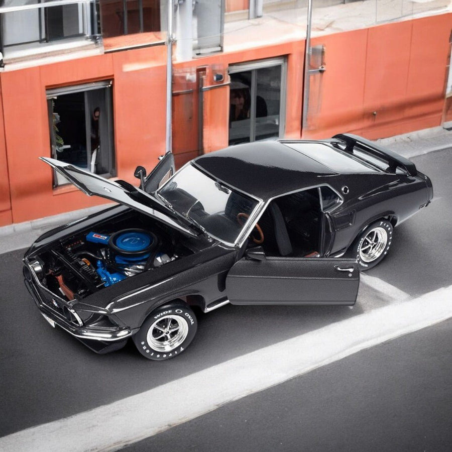 Auto Ford Mustang Año 1969 John Wick (2014) Escala 1:18 - KATZER