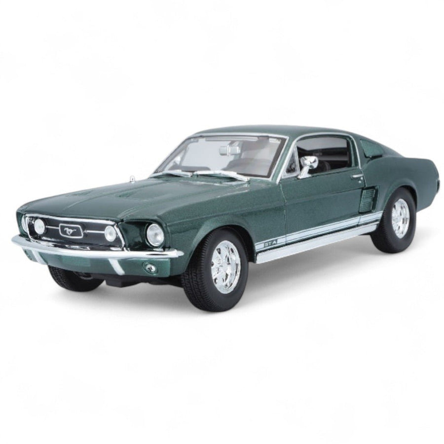 Auto Ford Mustang Gta Fastback Año 1967 Escala 1:18 (Pre - Venta) - KATZER