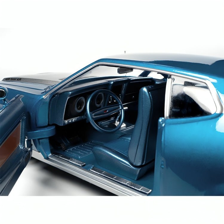 Auto Ford Mustang Mach 1 Escala 1:18 - KATZER