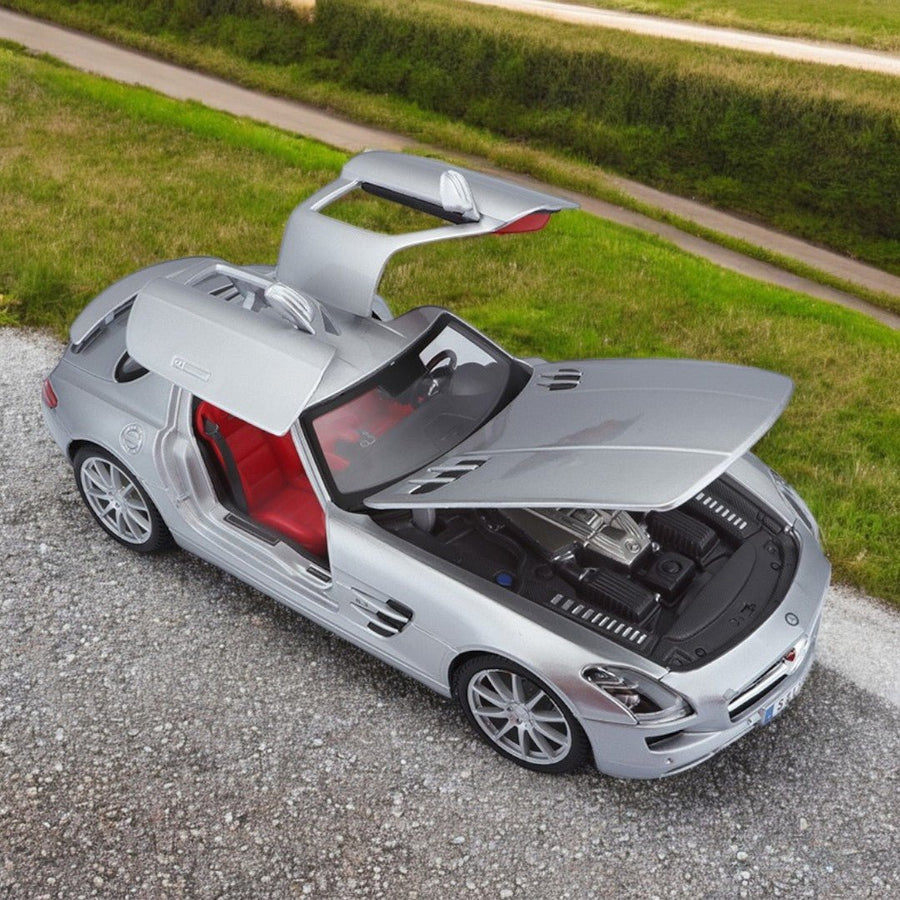 Auto Mercedes Benz SLS AMG Escala 1:18 - KATZER