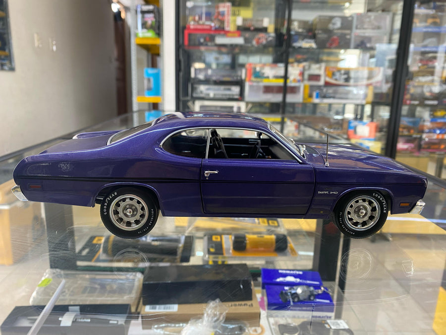 Auto Plymouth Duster 340 Mecum Auctions In FC7 Escala 1:18 - KATZER