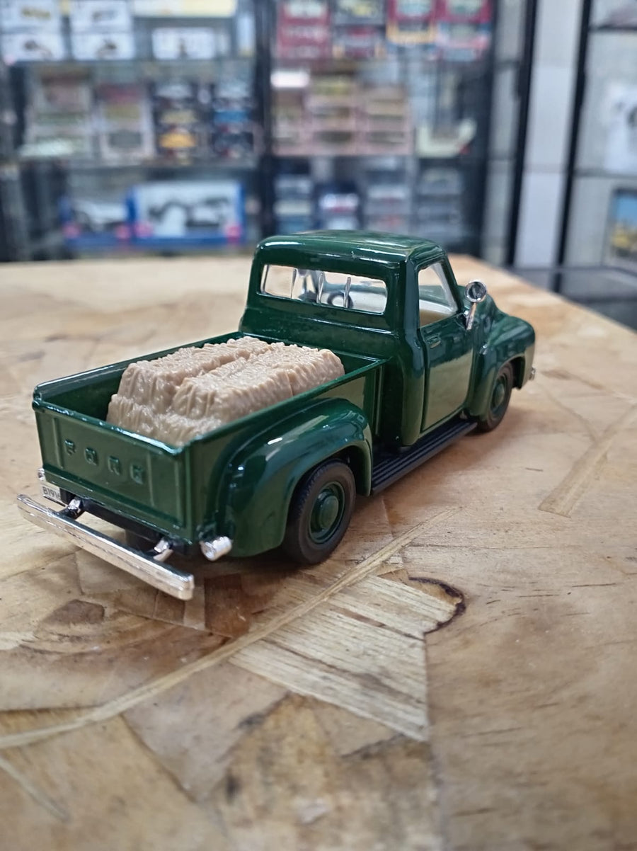 Auto Ford F-100 Pickup Año 1953 Escala 1:32 (Modelo Descontinuado)