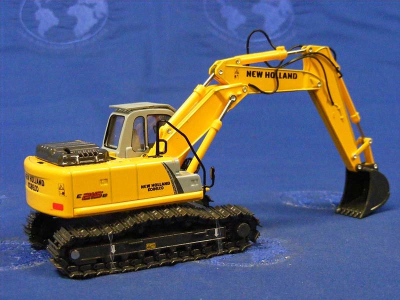 Excavadora De Orugas New Holland E215B Escala 1:50 (Modelo Descontinuado) - KATZER