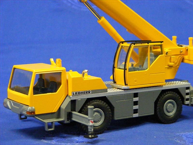Grúa Hidráulica Móvil Liebherr LTM1030 - 2.1 Escala 1:50 (Modelo Descontinuado) - KATZER