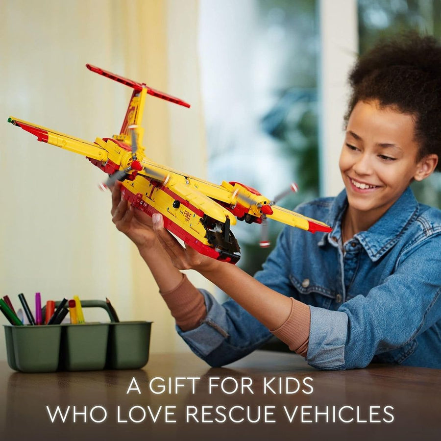 LEGO Technic Avión De Bomberos (1134 Piezas) - KATZER