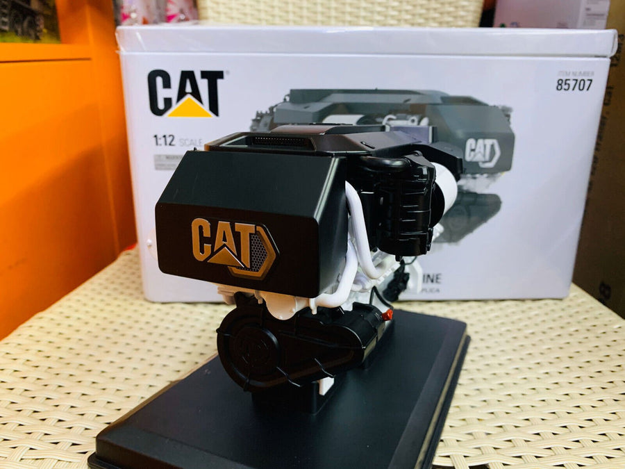 Motor Marino C32B Escala 1:12 - KATZER