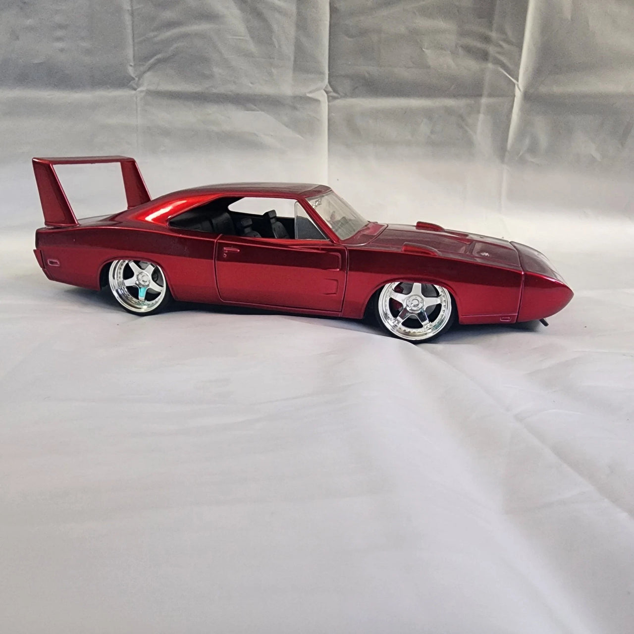 Auto Dodge Charger Daytona Año 1969 - Rápidos & Furiosos Escala 1:24