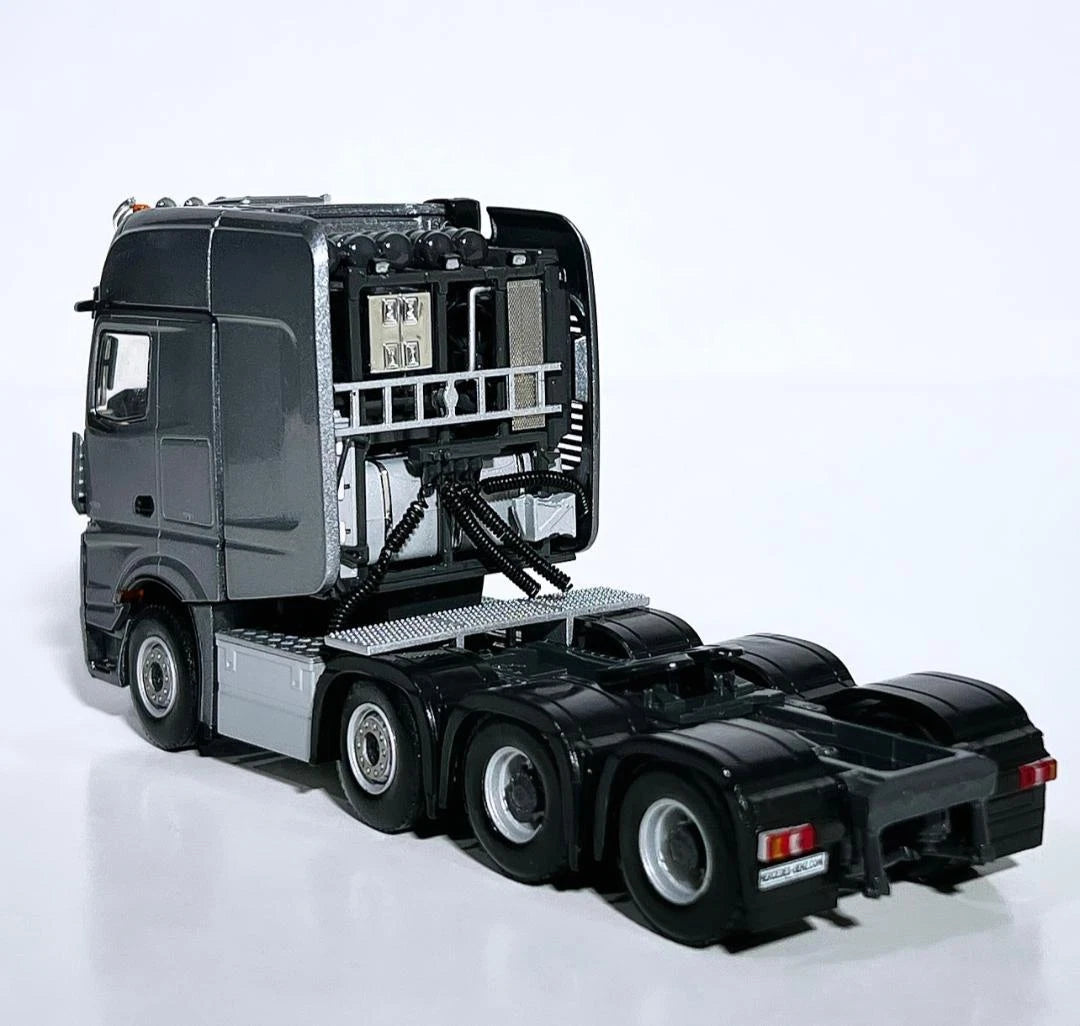 Tracto Mercedes Benz MP5 Actros Giga Space 8x4 Escala 1:50 (Modelo Descontinuado)