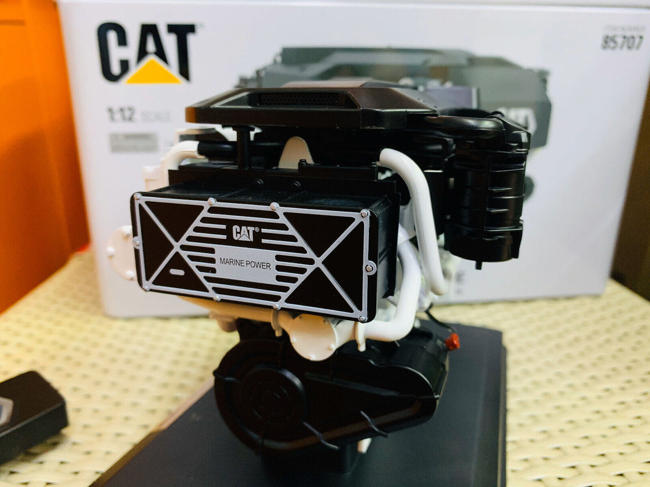 Motor Marino  C32B Escala 1:12