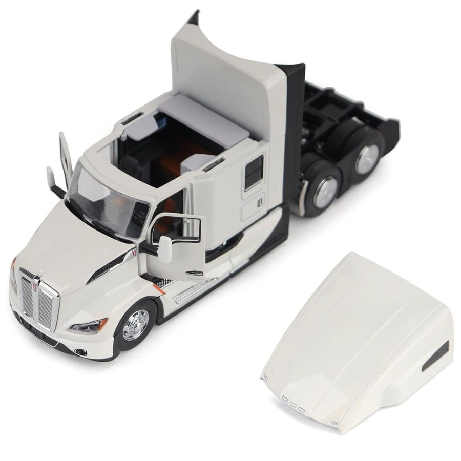 Tracto Camión Kenworth T680 Escala 1:50 (Modelo Descontinuado) - KATZER