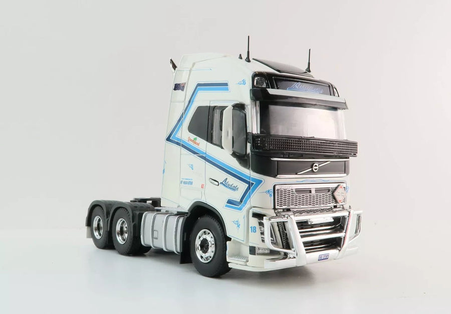 Tracto Camión Volvo FH04 Escala 1:50 (Modelo Descontinuado) - KATZER
