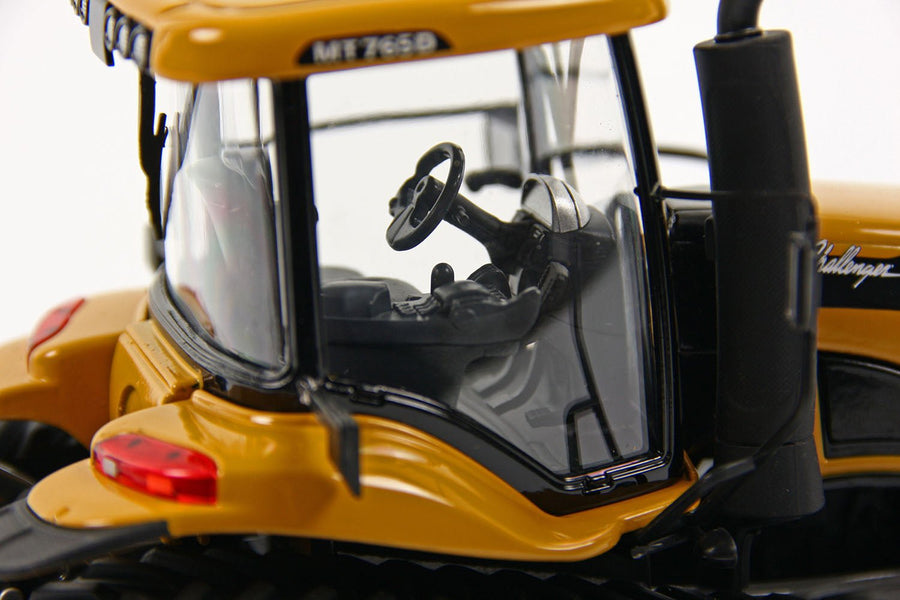Tractor Agrícola De Orugas Agco Challenger MT765D Escala 1:32 (Modelo Descontinuado) - KATZER