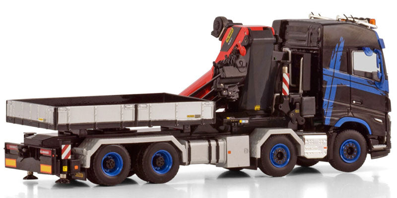 Tracto Camión Volvo FH5 Globetrotter 8X4 Escala 1:50 (Modelo Descontinuado)