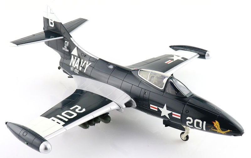 Avión Militar F9F-5 Panther VF-192 "Golden Dragon" Escala 1:72 (Modelo Descontinuado)