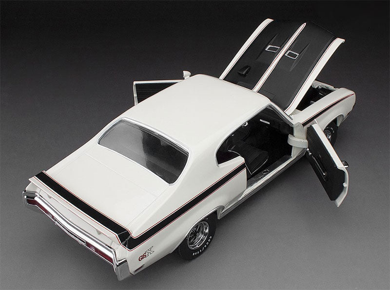 31260R Car Ford Mustang 1967 GT Scale 1:24 (Special Edition)
