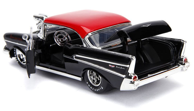 Auto Chevrolet Bel Air Año 1957 Black Widow / Big Pete Escala 1:24 (Pre - Venta)