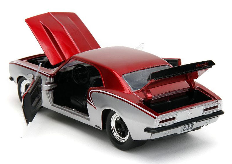 Chevrolet Camaro SS &amp; Iron Man Car Scale 1:24