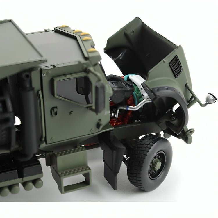 Volquete Mack Defense M917A3 Escala 1:50 - KATZER