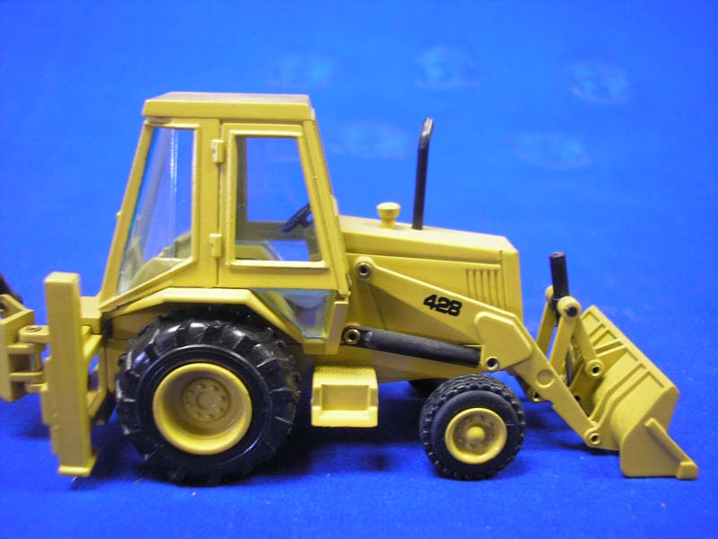 Retroexcavadora  428 Escala 1:50 (Modelo Descontinuado)