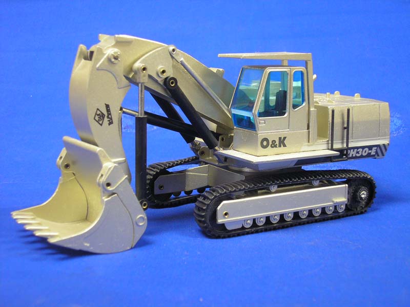 Pala Minera O&K RH30-E Escala 1:50 (Modelo Descontinuado)
