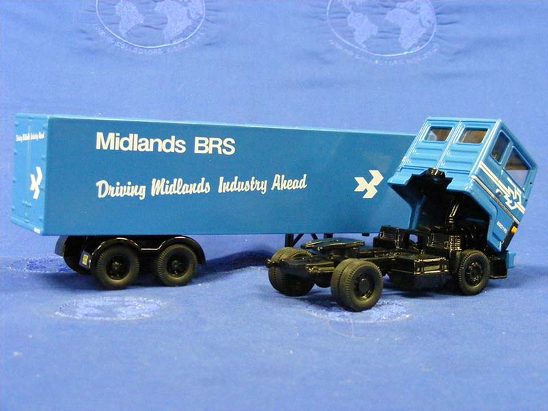 Tráiler Ford Transcontinental Escala 1:50 (Modelo Descontinuado)
