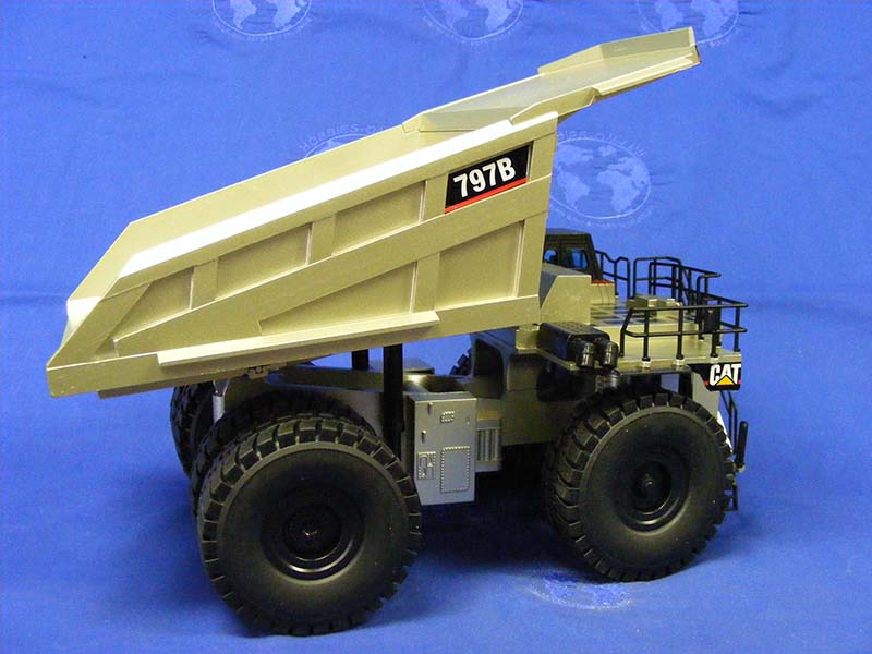 Camión Minero  797B Escala 1:50 (Modelo Descontinuado)