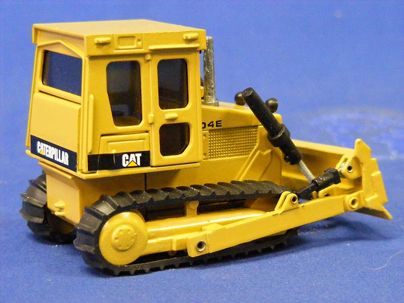 Tractor De Orugas  D4E Escala 1:50 (Modelo Descontinuado)