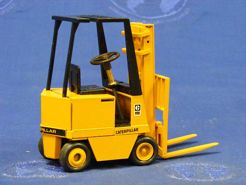 Montacarga  M30 Escala 1:25 (Modelo Descontinuado)