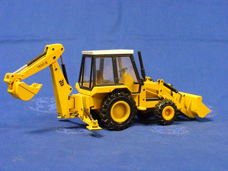 Retroexcavadora JCB 1400B Escala 1:35 (Modelo Descontinuado)