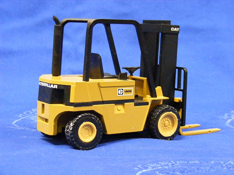 Montacarga  V50D Escala 1:25 (Modelo Descontinuado)