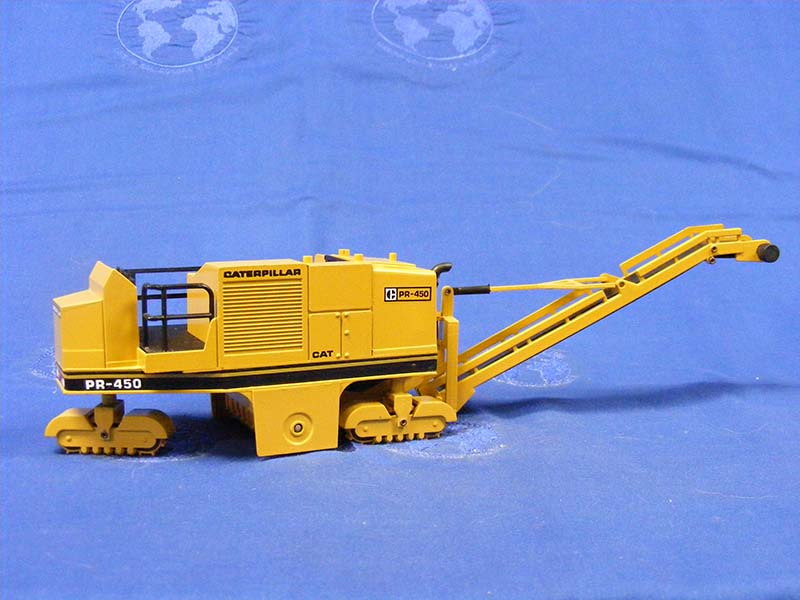 Fresadora De Asfalto  PR450 Escala 1:50 (Modelo Descontinuado)